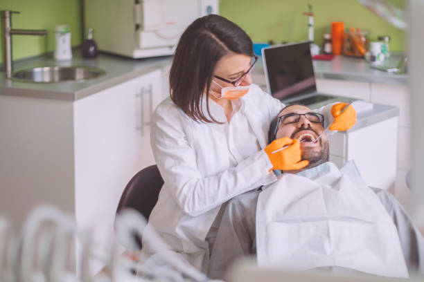 Best Urgent Tooth Repair  in Cedar Grove, FL
